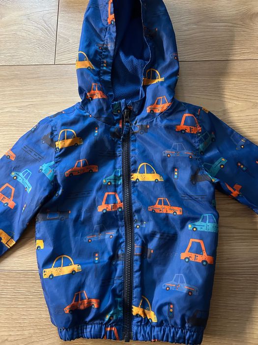 Яке Benetton с подарък олекотено яке