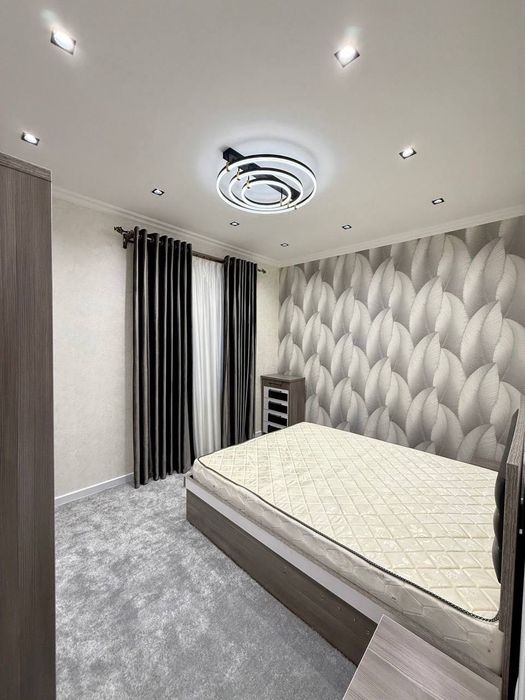 Новостройка 3 комнатная  район Максим Горький ул. Буюк Ипак Йули