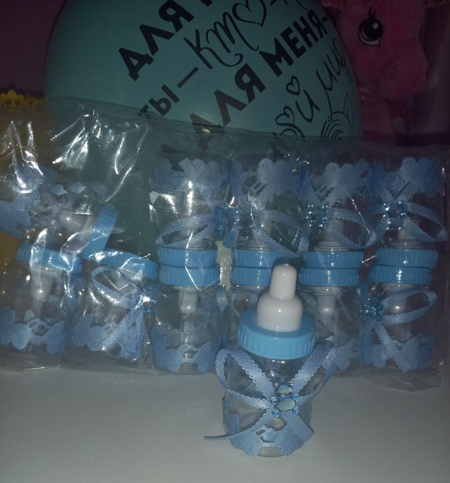 Бутылочки для праздника малыша