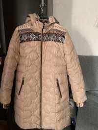 Продам зимнюю куртку, теплая, купила летом зимой тесная