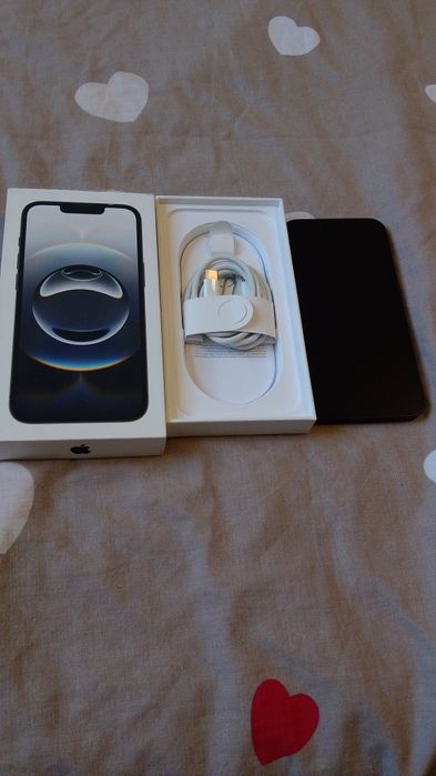 iPhone 16e, 128 GB, Black - Като нов