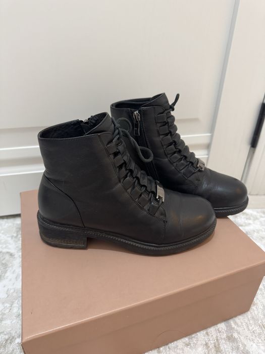 Кожанеые ботинки зимние