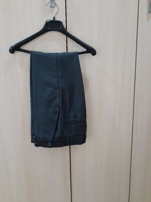 Продам школьную форму