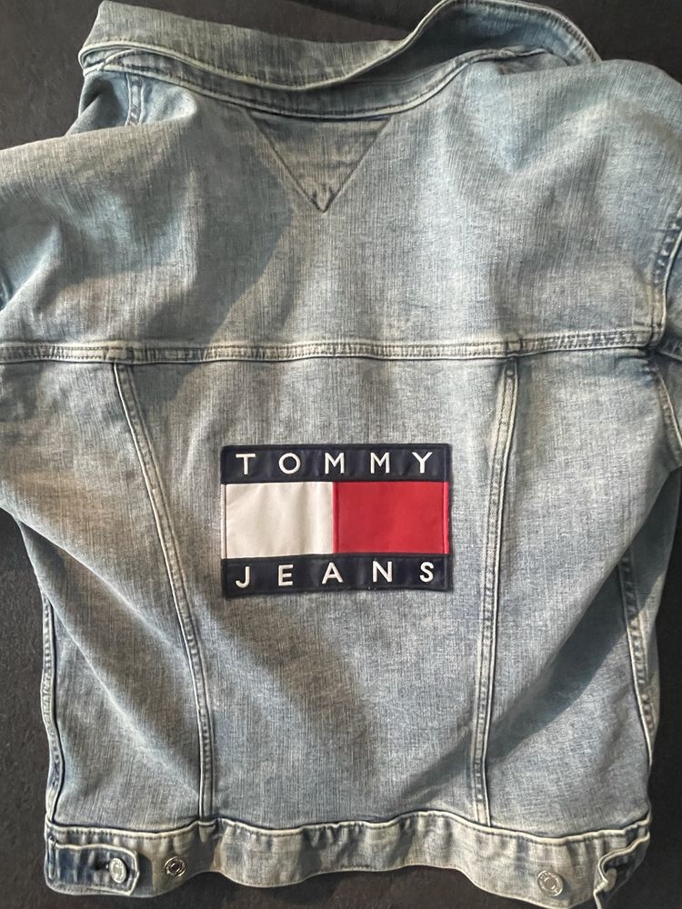 джинсовая куртка Tommy Hilfiger