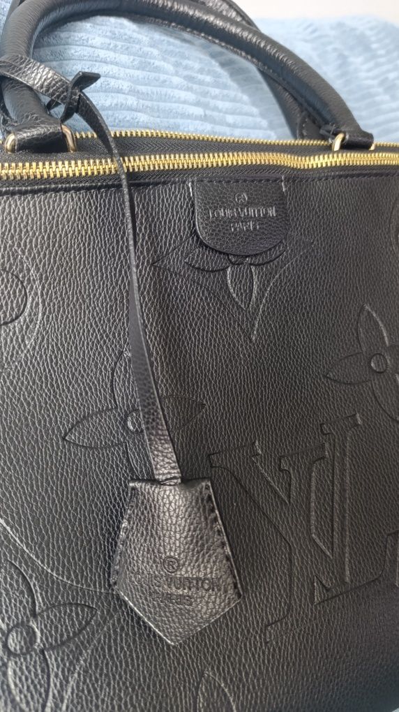 Дамска чанта Louis Vuitton