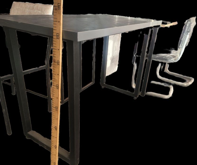 Продается Стол в  г. Фергана