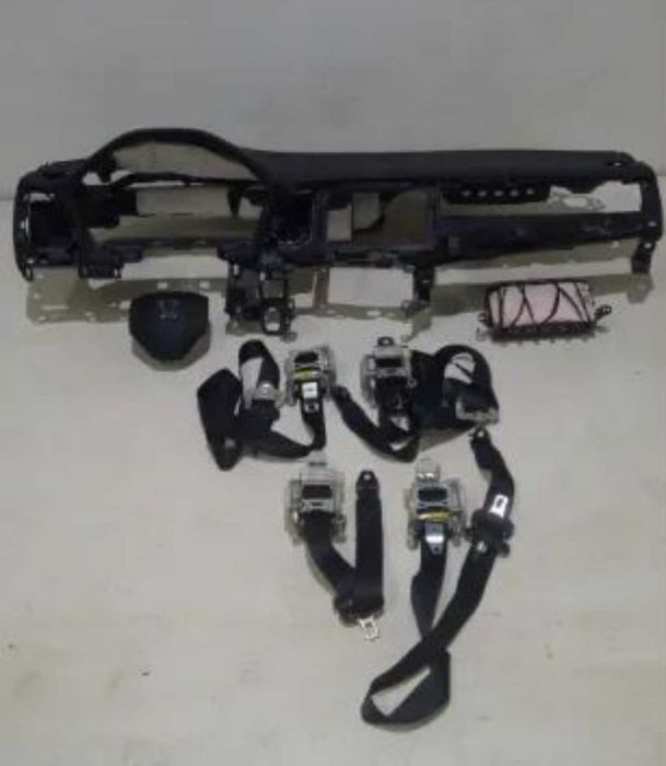 Арматурно табло колани airbag Honda HRV