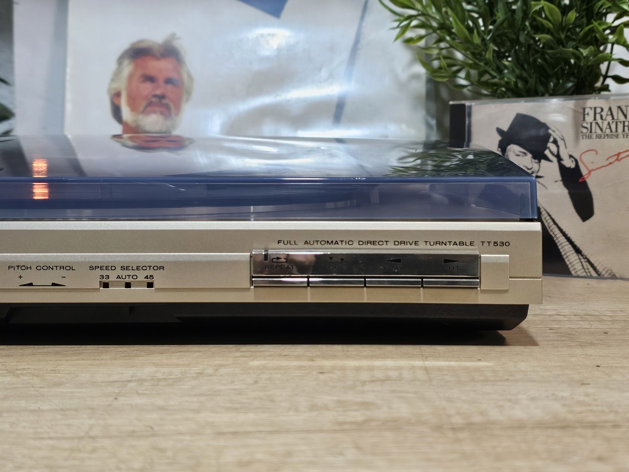 Pick-up MARANTZ TT-530, tangențial full automatic ,direct drive, Japan
