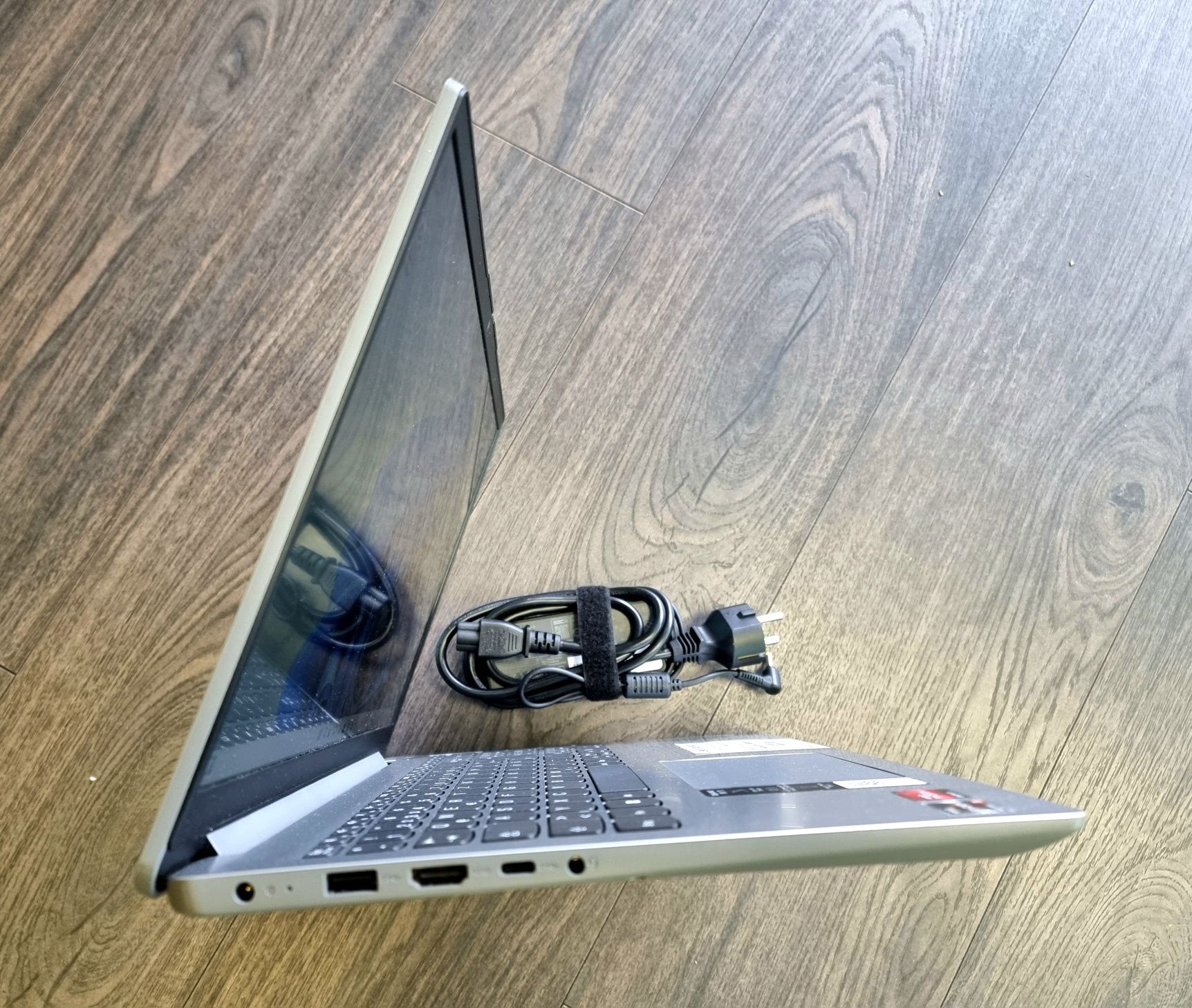 Amanet F28: Laptop Lenovo Ideapad 1 (P)