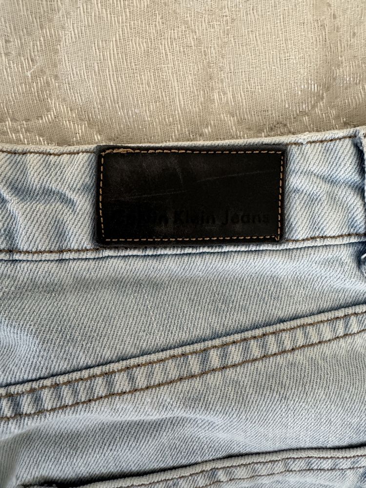 Дънки Calvin Klein