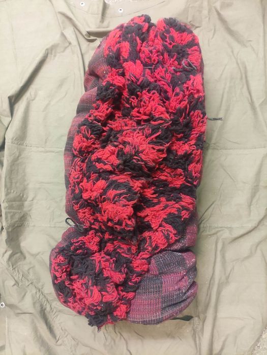 Продавам нови китеници