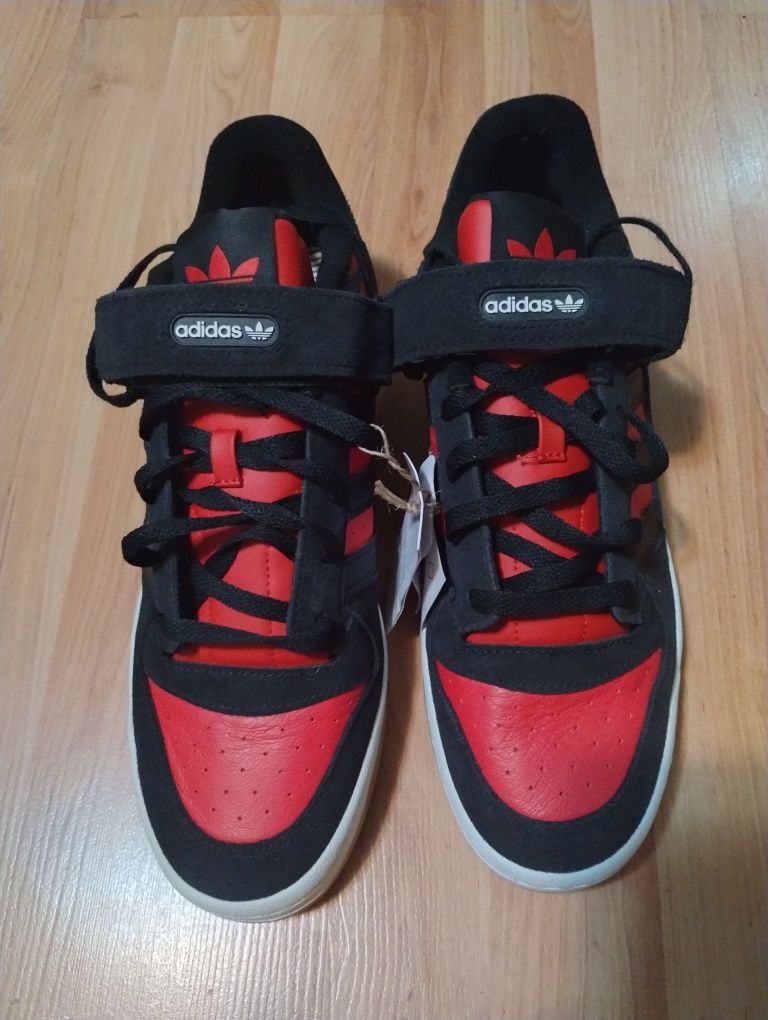 Adidas Forum Low,originali,46 cu ,29.5 cm!