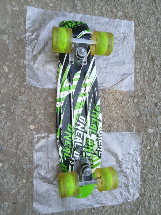 Продаю пениборд  в хорошем состоянии