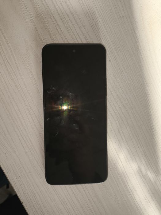 Redmi 12 128/4 .