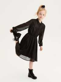 Плисирана, черна рокля за момиче Reserved, размер 140