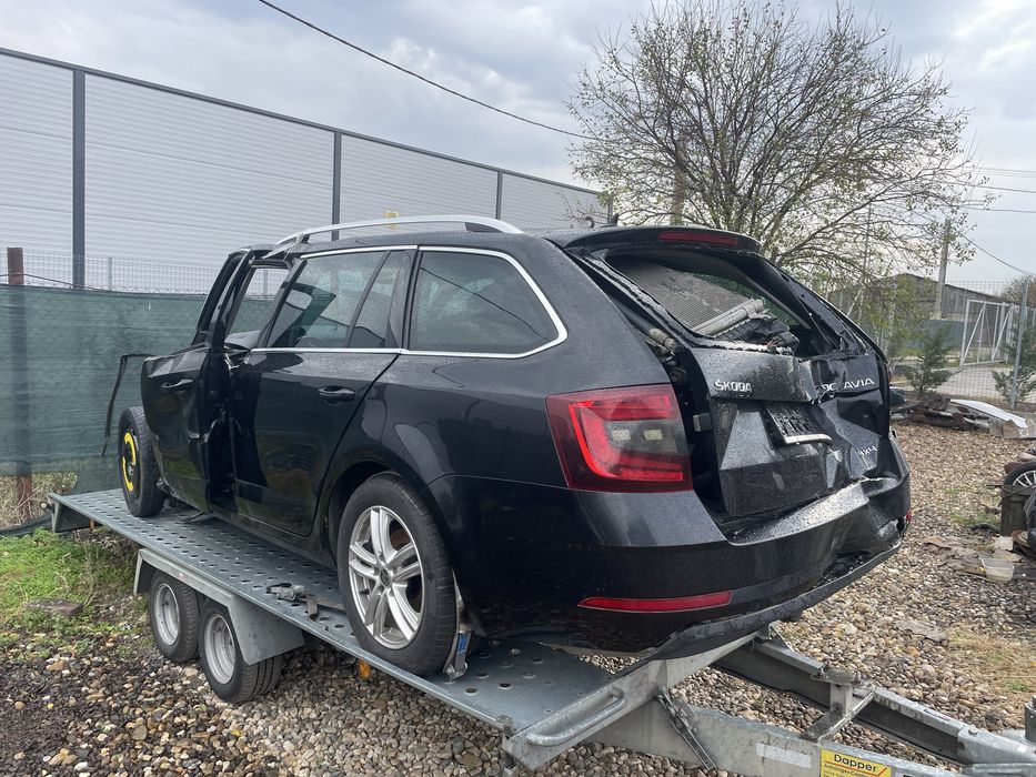 Skoda octavia 2019 4x4 DSG 2.0 TDI Avariat- pentru piese