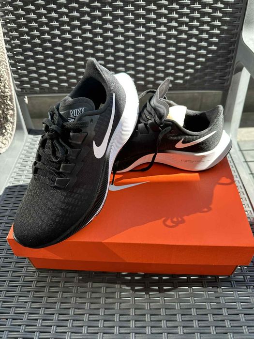 Дамски маратонки Nike Air Zoom Pegasus номер 38
