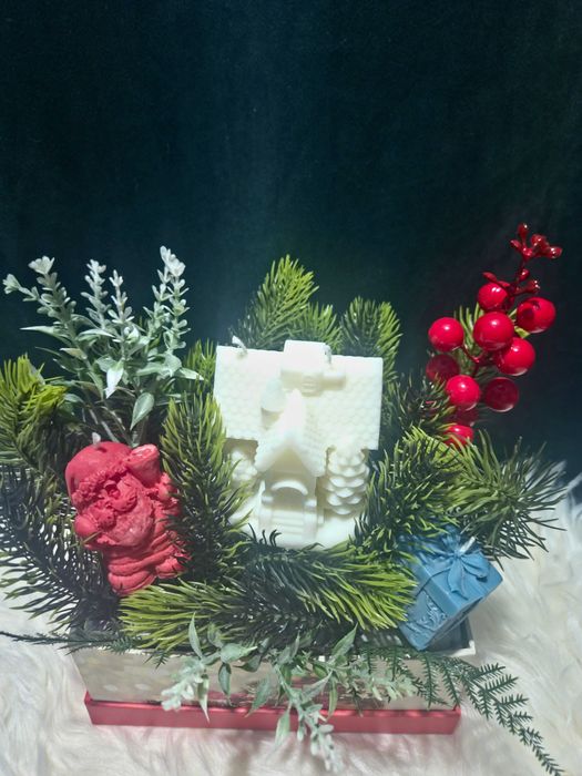 Коледна аранжировка „Зимна кутия“ – ръчна изработка