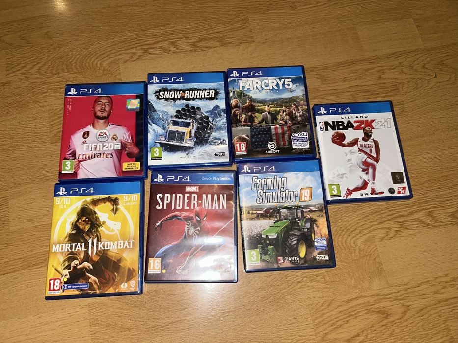 Продавам игри за ps4 и силиконов протектор за ps5 контролер