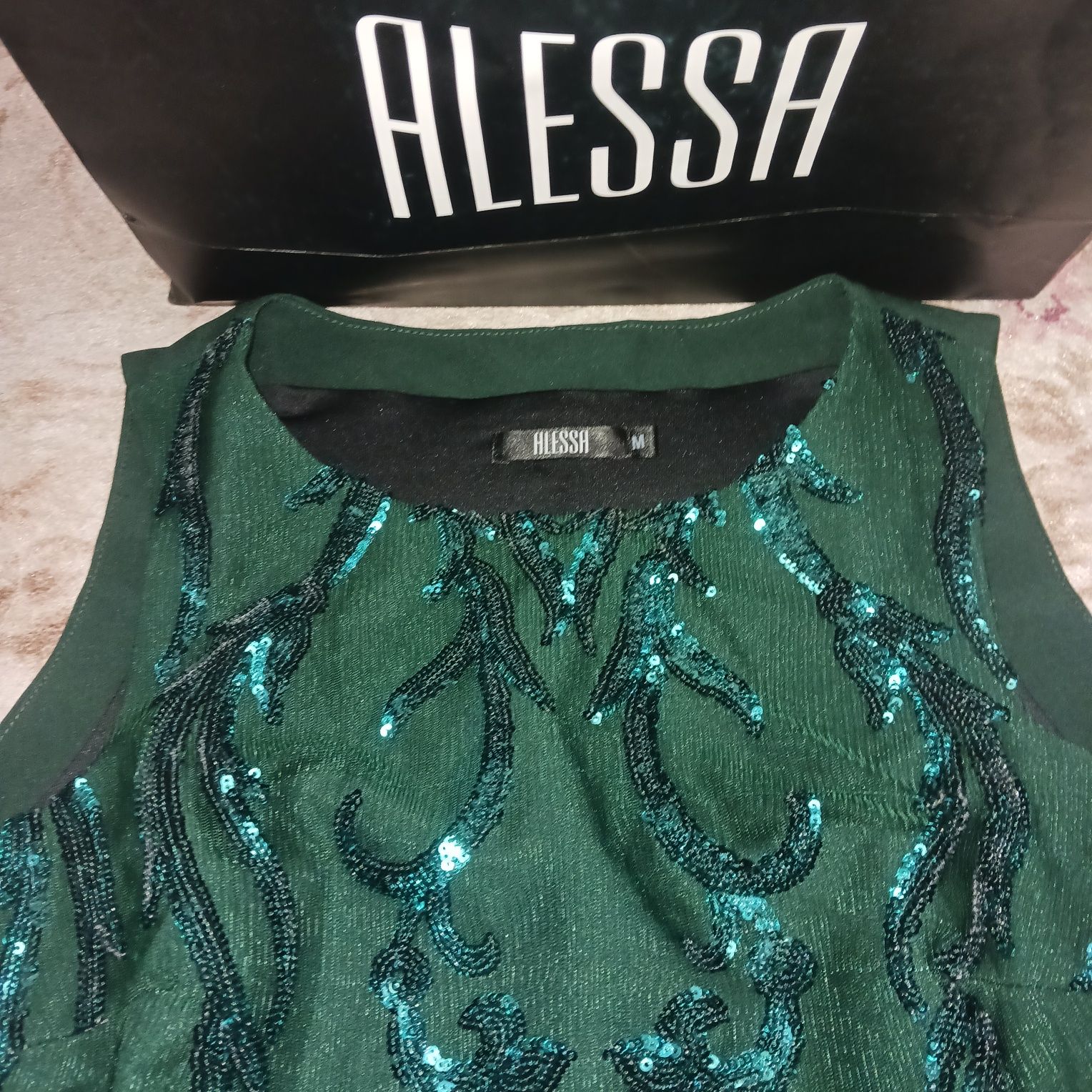Нов топ на Alessa, Мрр