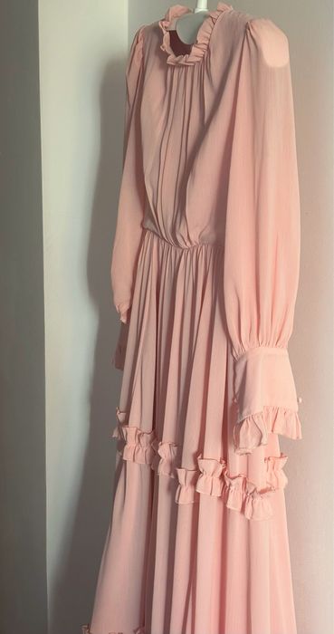 продам светло-розовое платье