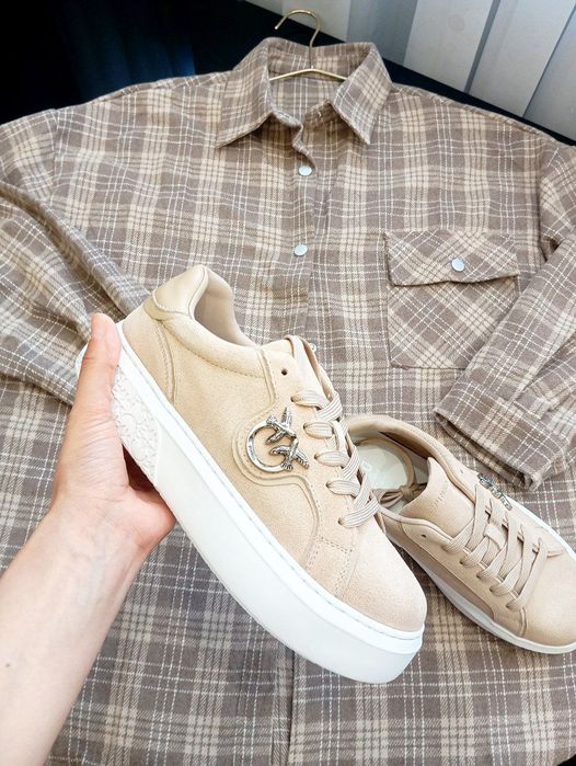 Rubashki v Kletkyu, Trendoviye