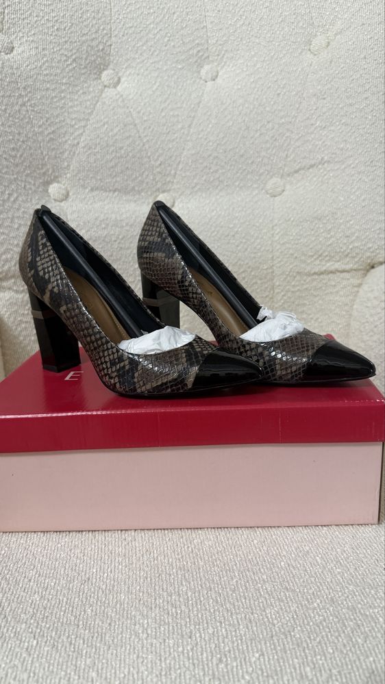 Pantofi din piele de sarpe Epica - marimea 35