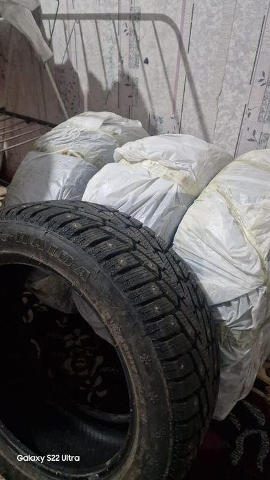 шины продаеться отличным состояние