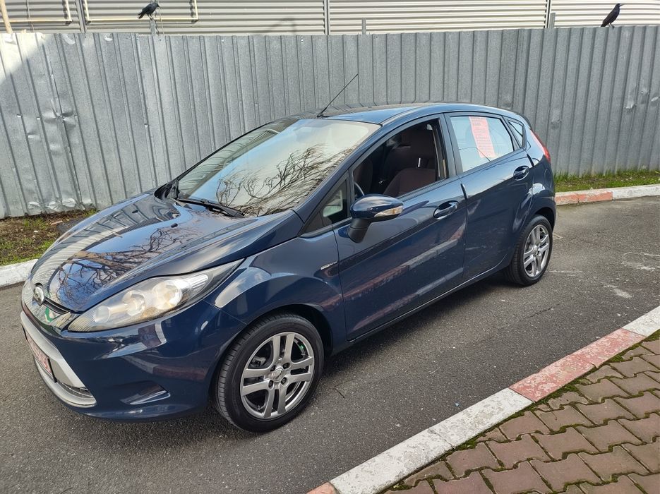 Ford fiesta benzina 13 EURO 5 preț 2990 euro