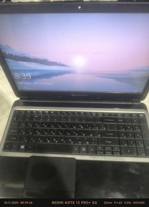 Продается ноутбук состояние хорошее
