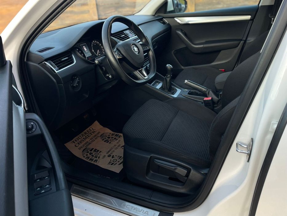 Skoda Octavia 2.0TDi 150Cp An 2015 4x4 Bi-Xenon-Led-Line Asisst Euro5