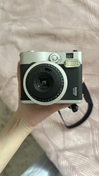 Instax mini 90 (fujifilms)