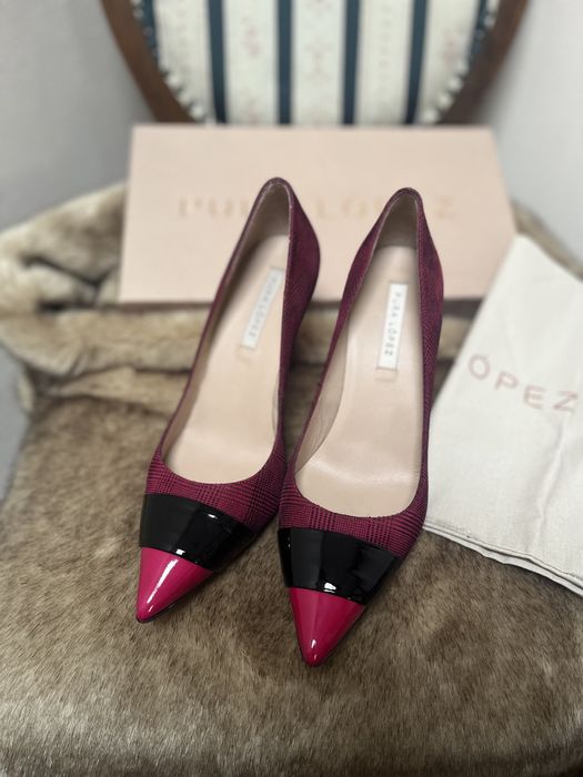 Pantofi stiletto, Pura Lopez