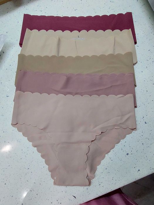 Супер Секси дамски бикини 11бр. само за 12лв.