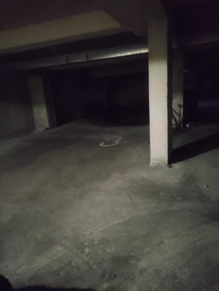 Дава се под наем Гараж / Паркомясто в Варна, Базар Левски - 27 кв.м за 76.5 € - Снимка #2