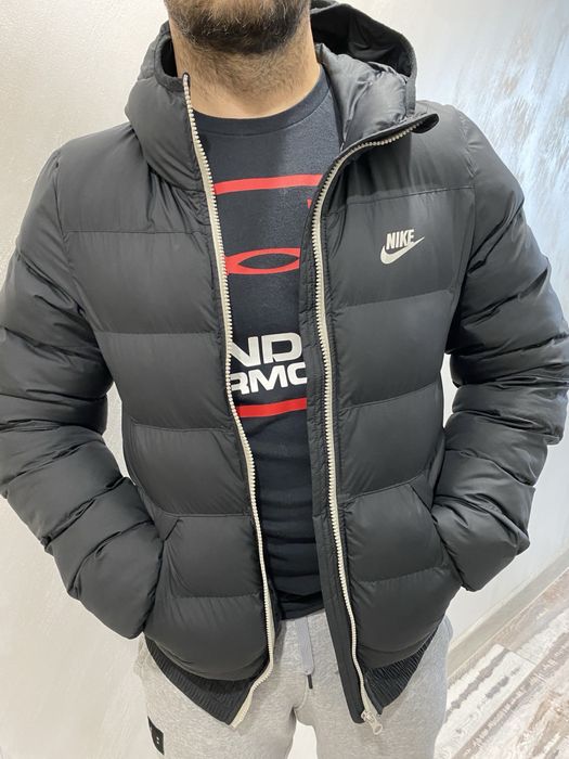 Nike-Оригинална мъжка пухенка