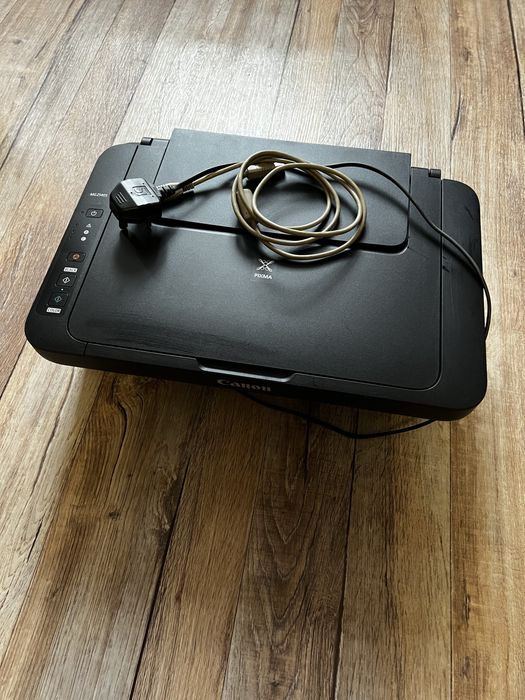 Продам принтер на запчасти Canon mg2540s цветной