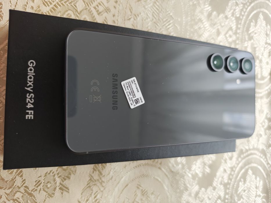 Vand Samsung s24 FE 128 gb,garantie 2 ani!