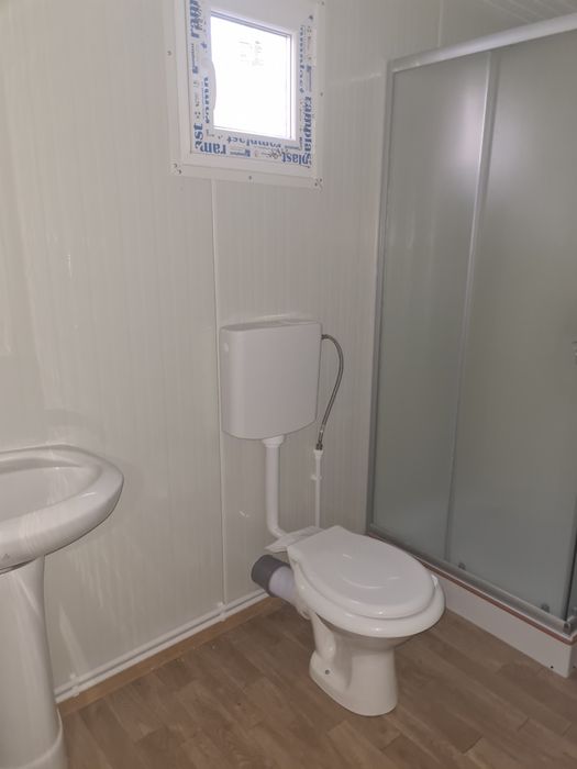 Vand containere diferite modele. Vitrina, grup sanitar, vestiar, birou