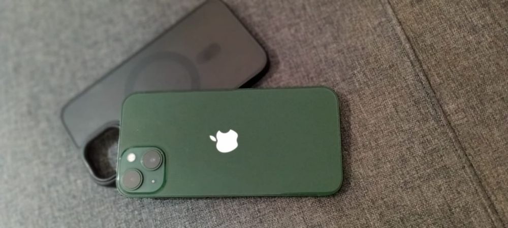 Продам или обмен Айфон 13