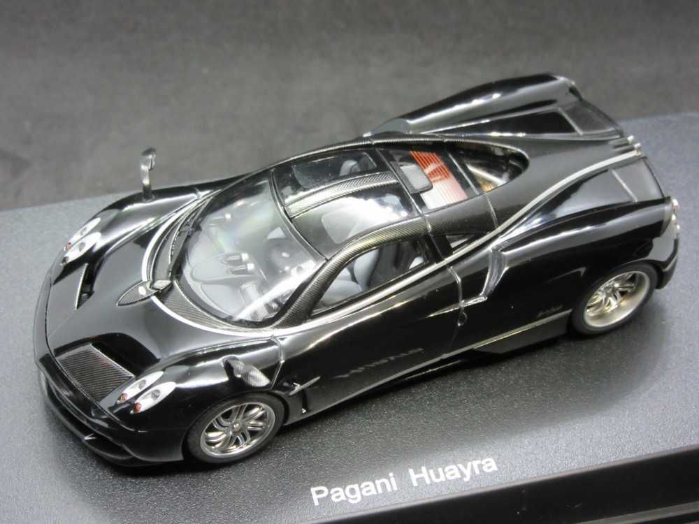 Macheta Pagani Huayra Autoart 1:43