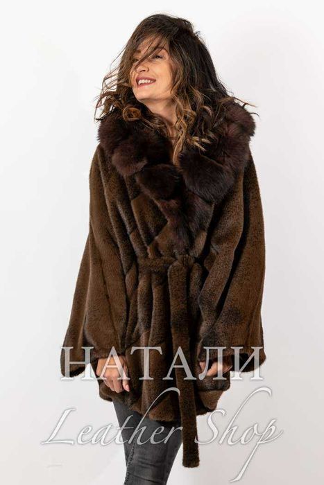 Дамски ексклузивен кожух от Алпака Шарлот