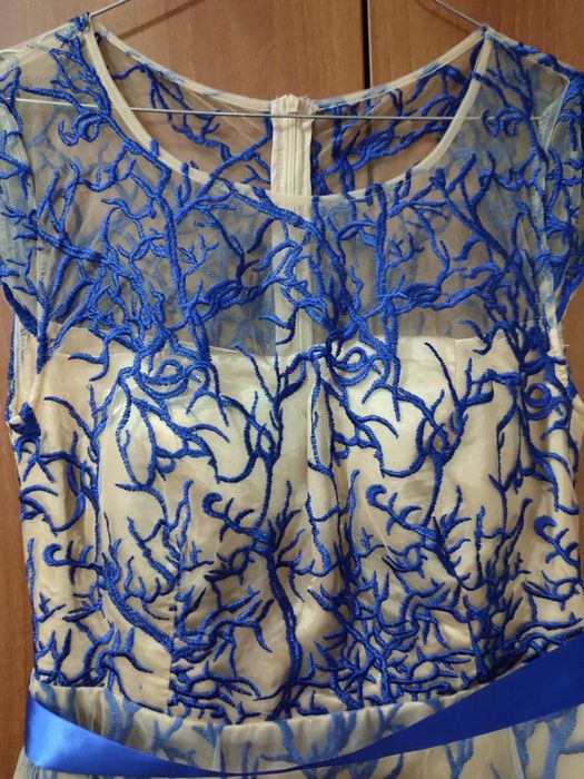 Официална рокля Като нова