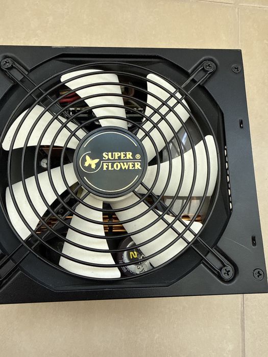 Sursa Super Flower 750w platinum