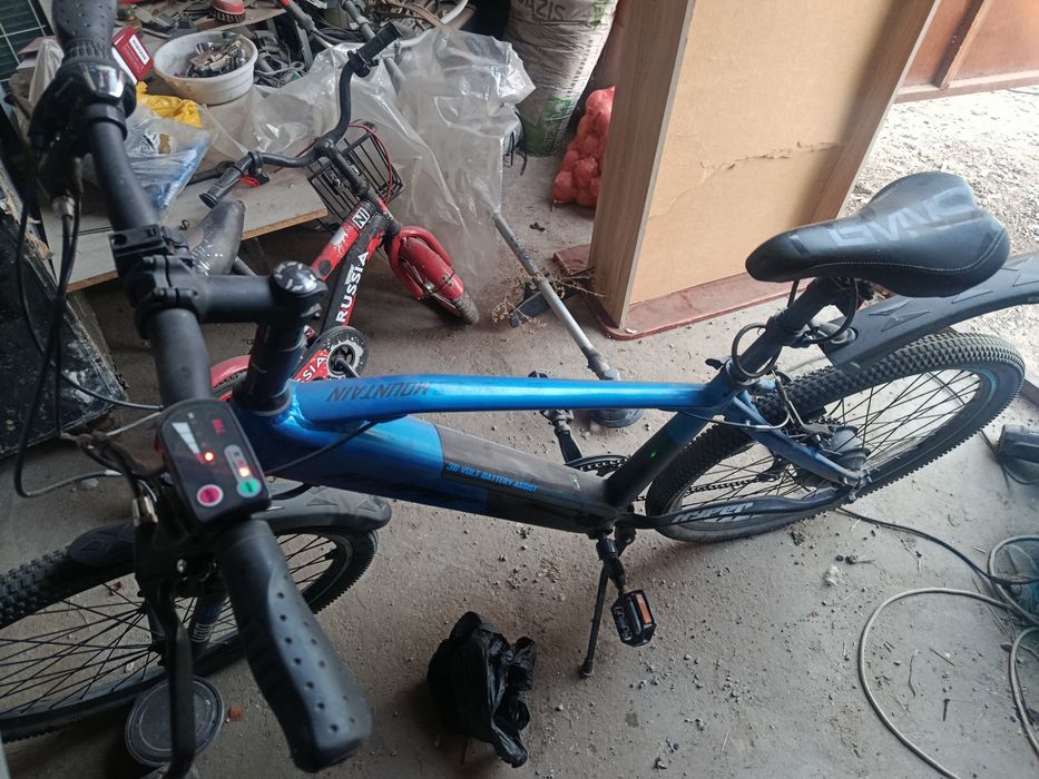 Hyper elektr velosiped   очен хороший  не требует прав и номер без зат