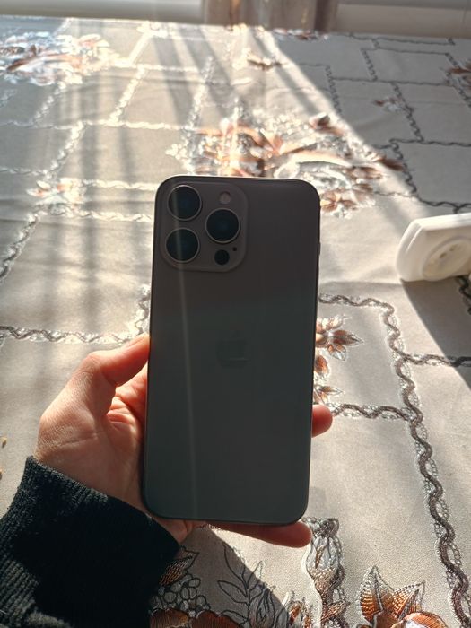 Прдается Айфон 15про