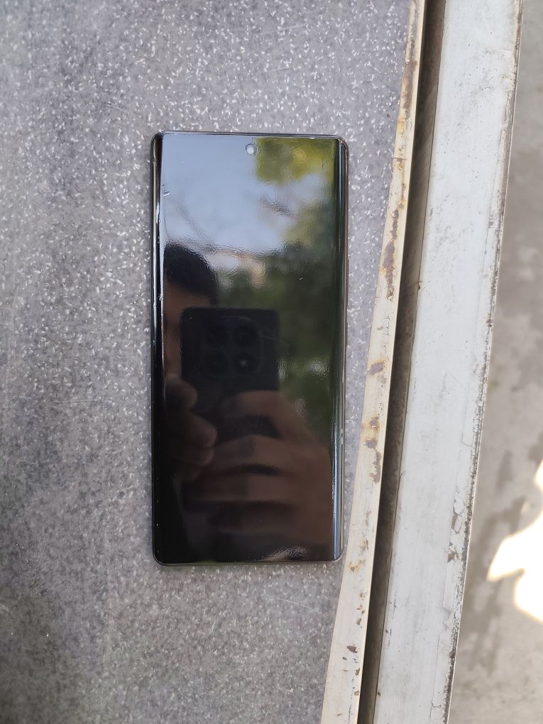 Телефон Vivo v30e 12 256