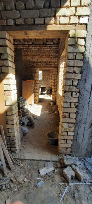 * НАЗАРБЕК ГРАНД Тойхона 3 Соток Коробка 5 Хона + Холл Продаётся Дом
