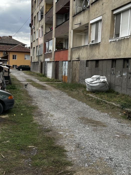 Продавам ГАРАЖ от собственик