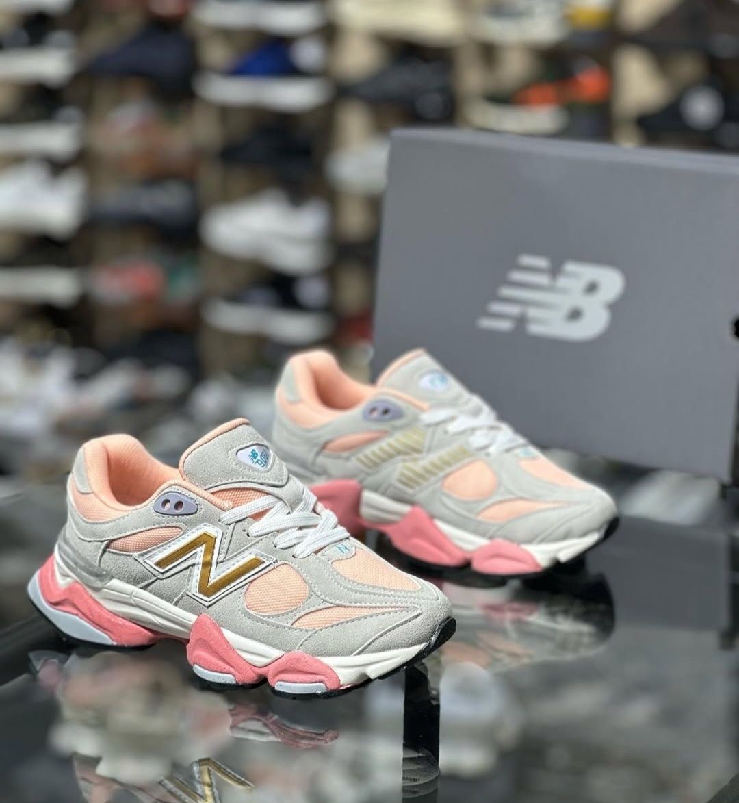 Налични New Balance 9060 Дамски Маратонки